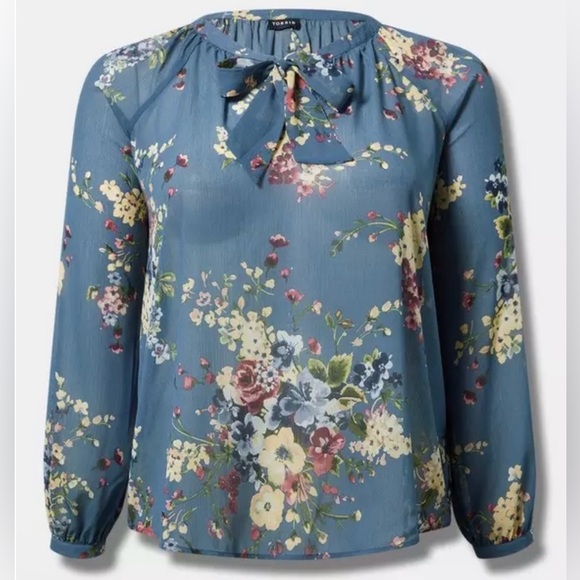 Torrid Crinkle Chiffon Raglan Tie Front Blouse 3 NWT - Picture 4 of 8